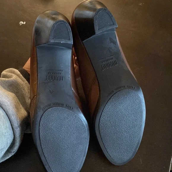 New Munro shoes - Picture 7 of 9